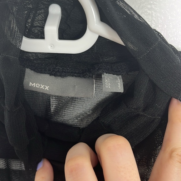 MEXX Black and Silver Turtle Neck| Size Small - Picture 5 of 8